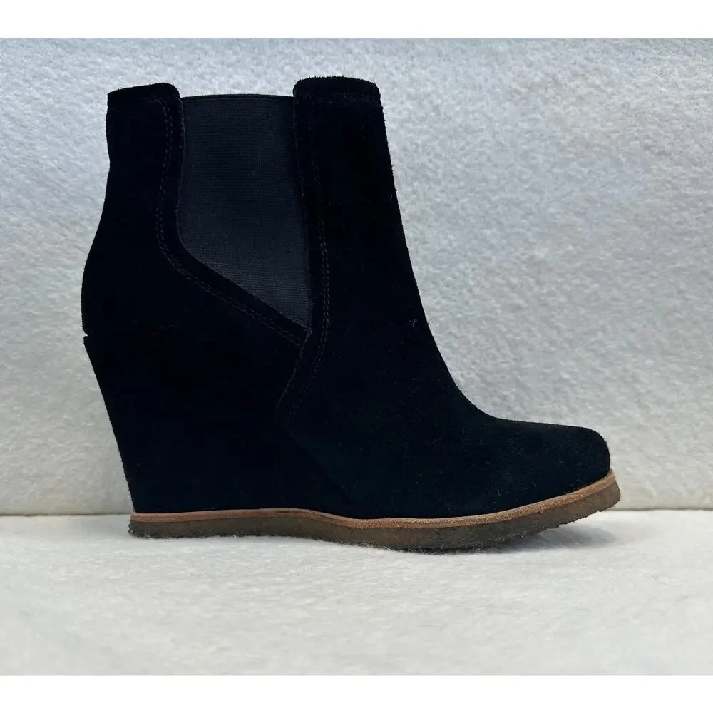 Splendid Women's Black Suede Wedge Pull-On Booties SZ 7.5 Casual Dark Academia